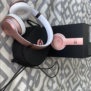 Beats Solo 3 Wireless Bluetooth Headphones